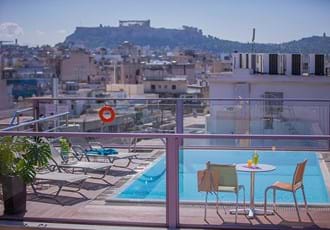 Novus City Hotel Rooftop Pool View